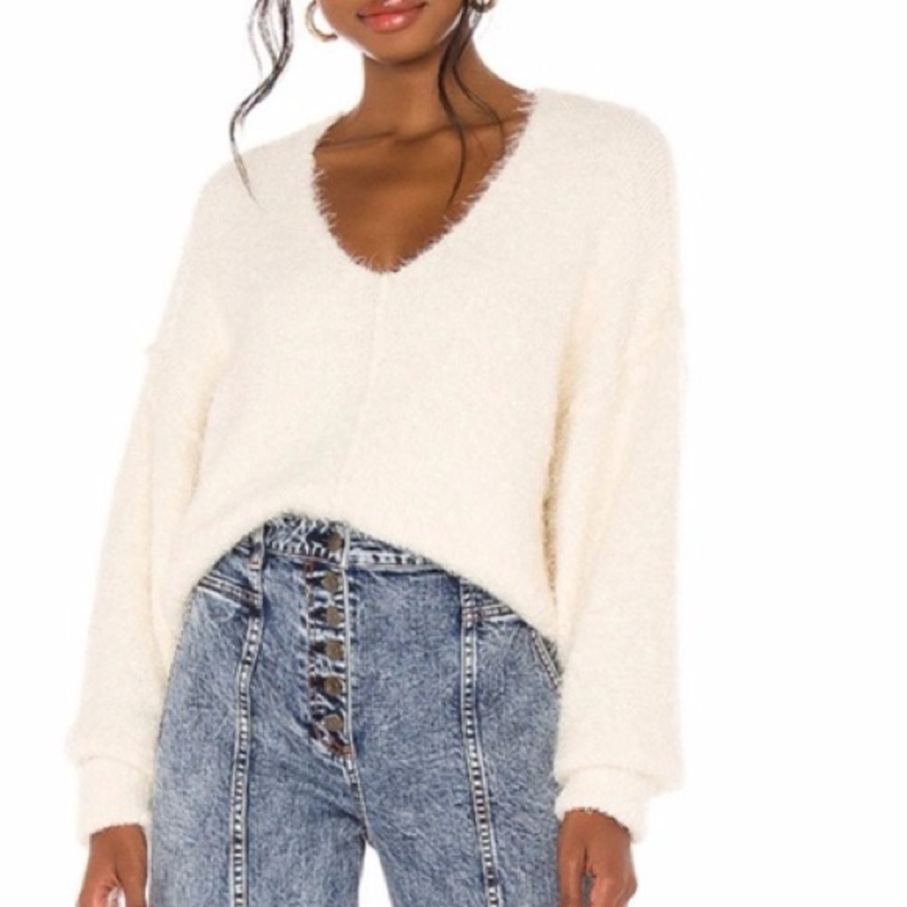 Free People Serendipity Cozy Cream V-Neck‎ Sweater